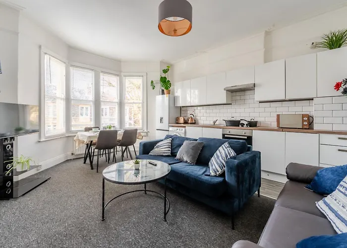 Apartmán Spacious 5 Bed Contractor And Family *